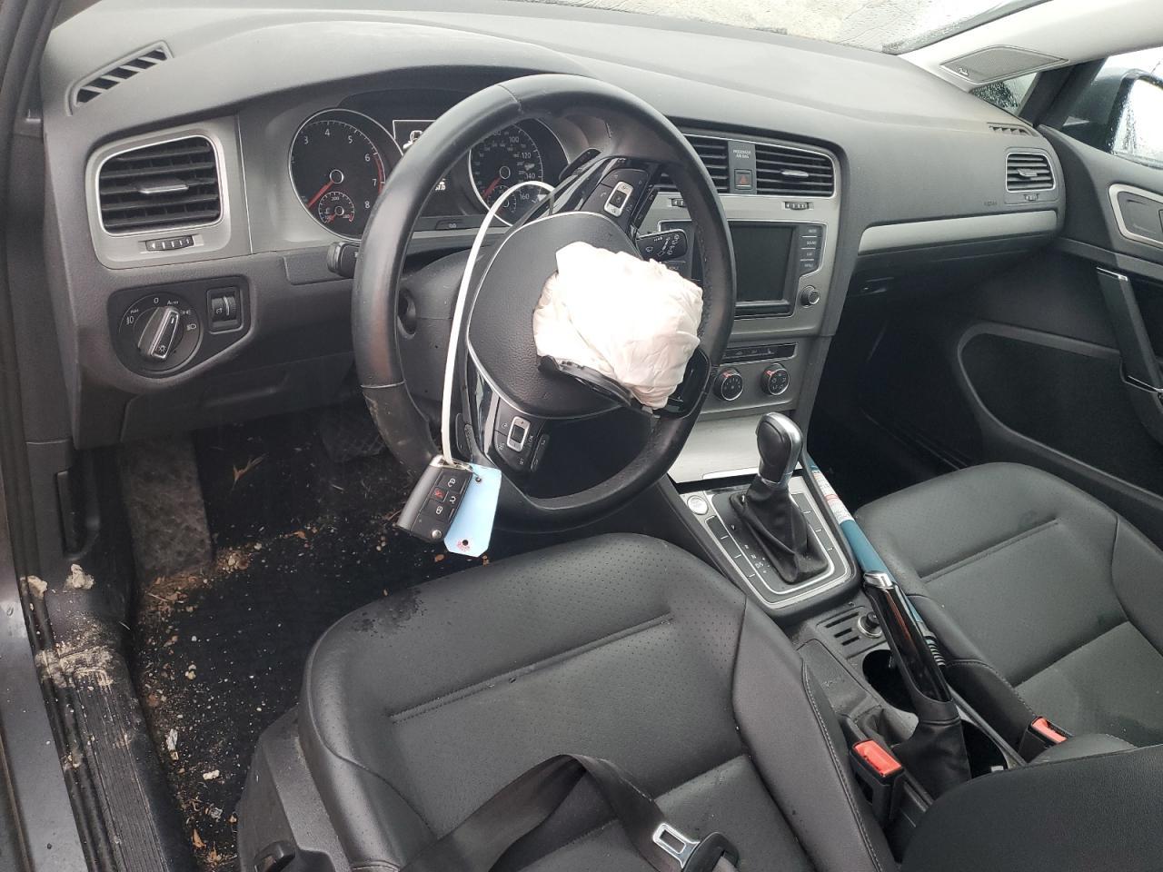 2016 VOLKSWAGEN GOLF