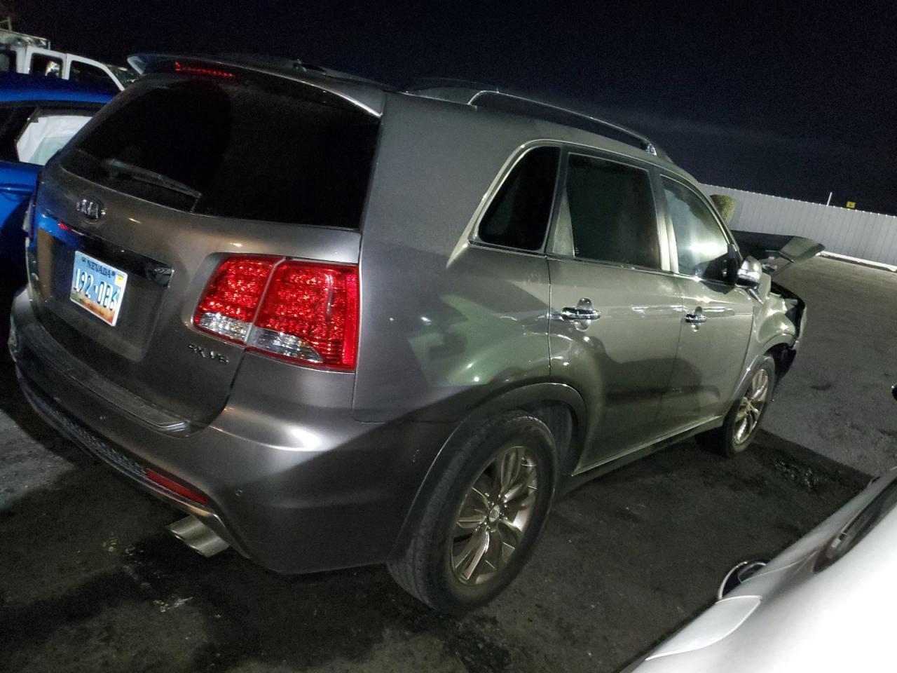 2013 KIA SORENTO