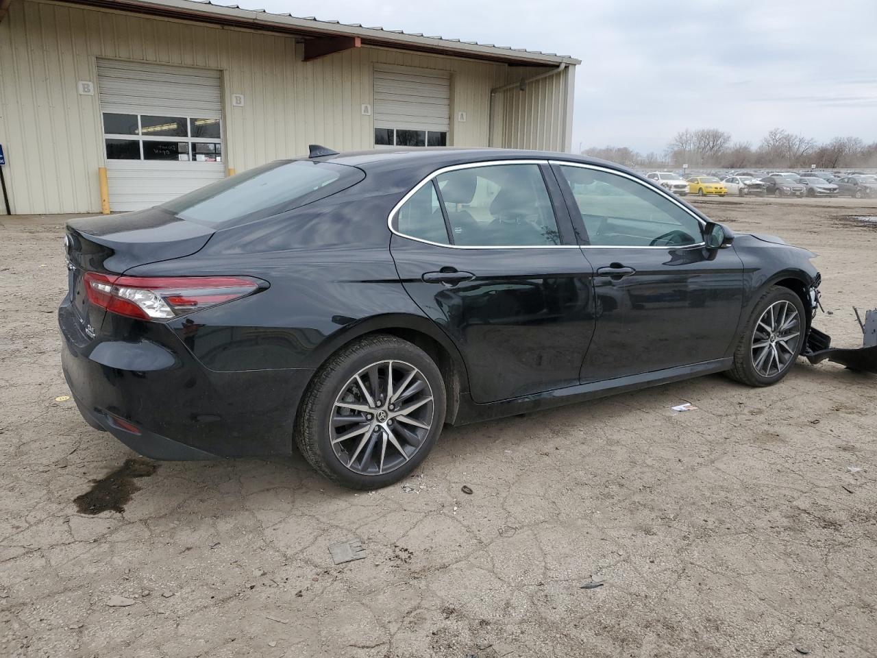 2023 TOYOTA CAMRY