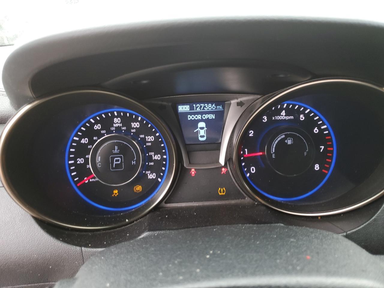 2013 HYUNDAI GENESIS