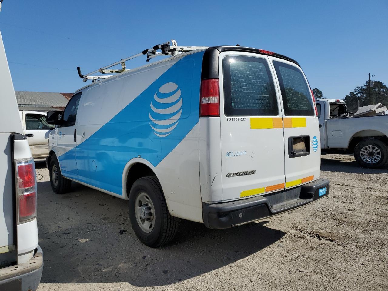 2017 CHEVROLET EXPRESS 2500