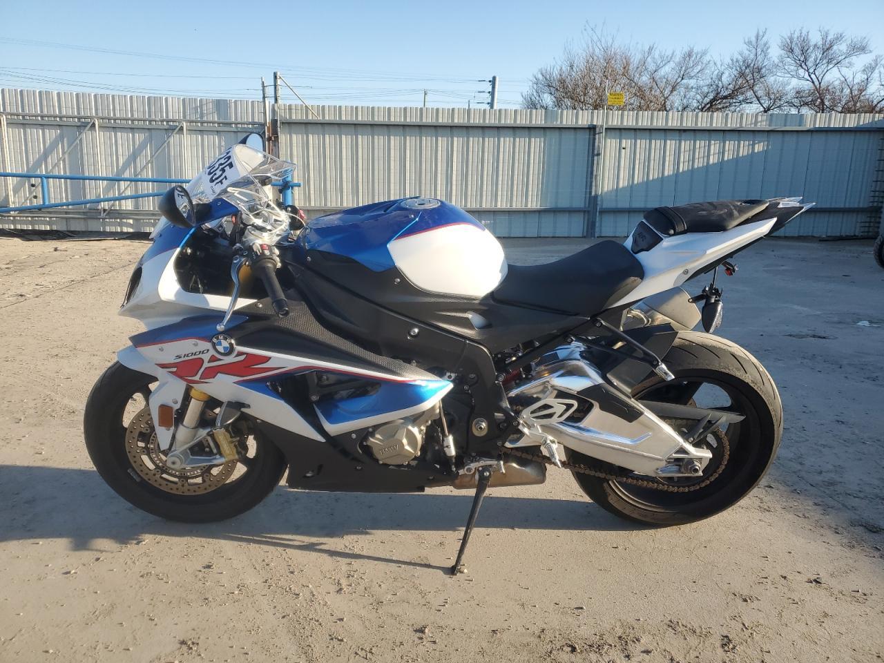 2019 BMW S 1000