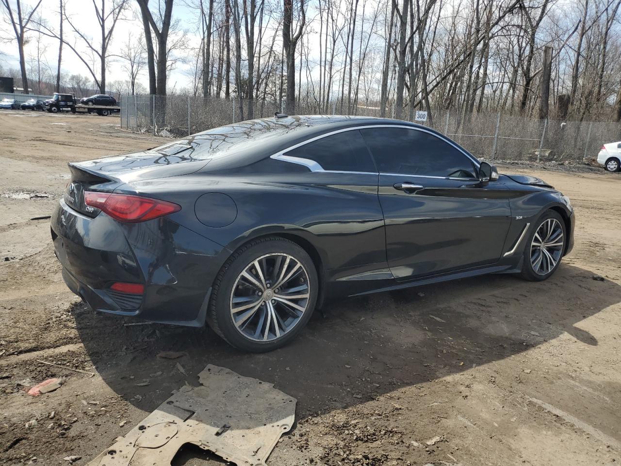 2017 INFINITI Q60