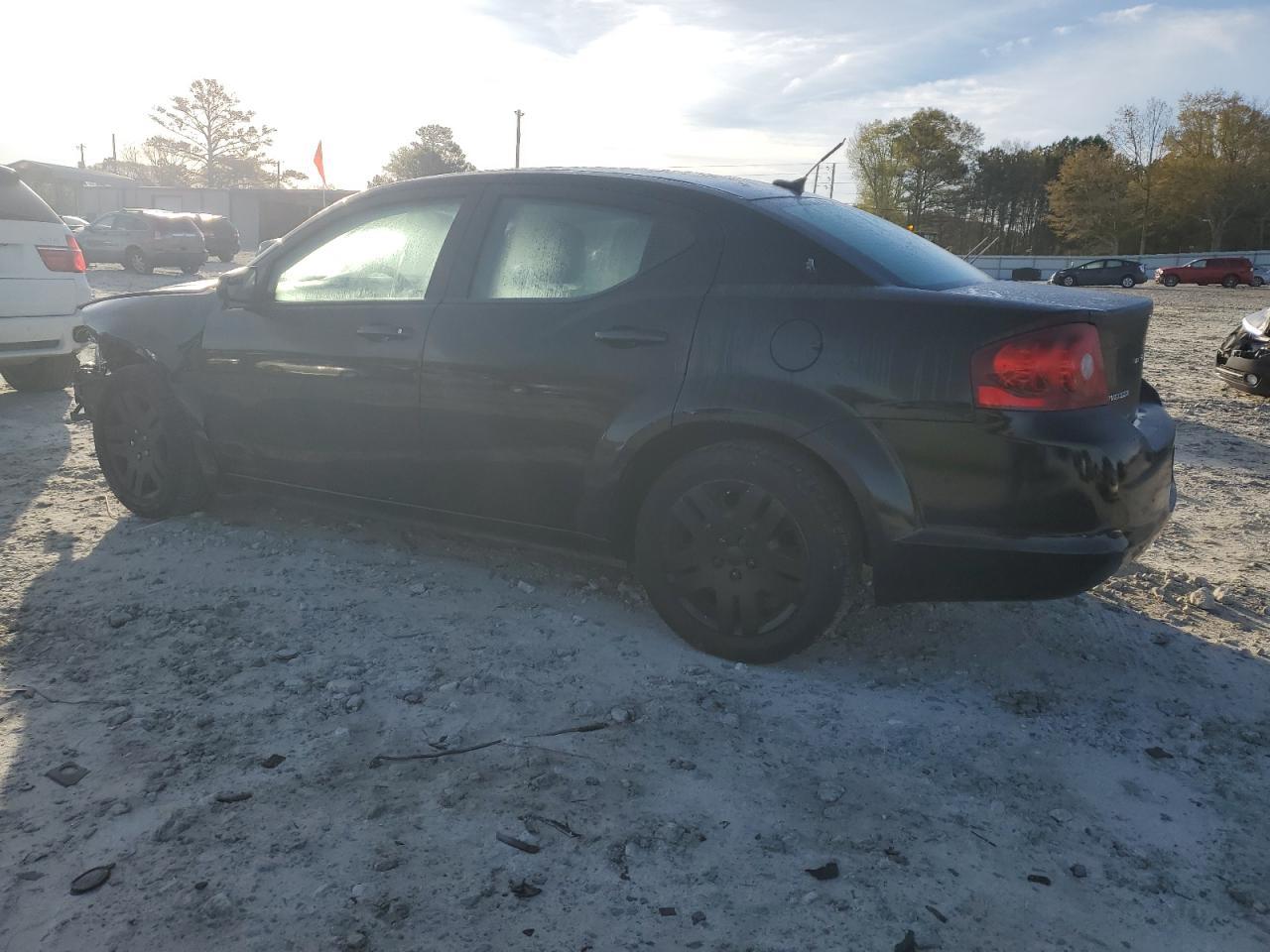 2013 DODGE Avenger