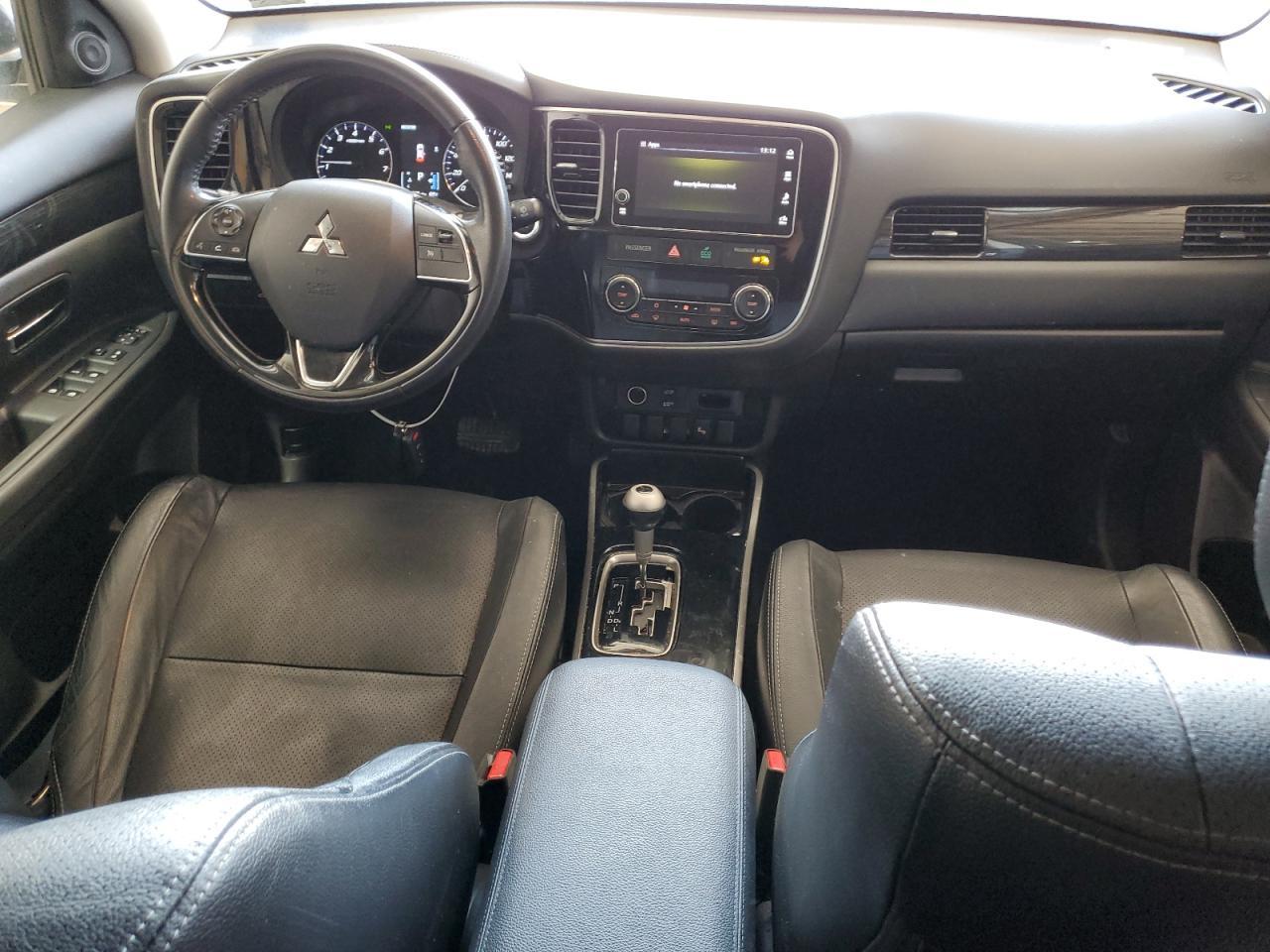 2018 MITSUBISHI outlander