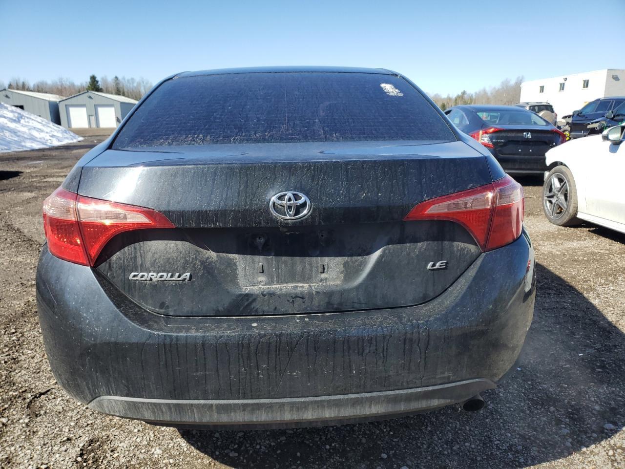 2018 TOYOTA COROLLA