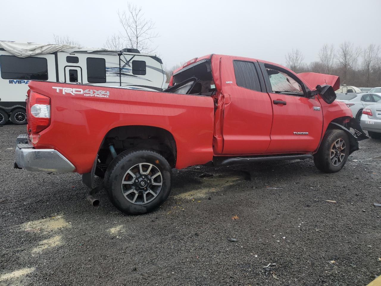 2015 TOYOTA TUNDRA