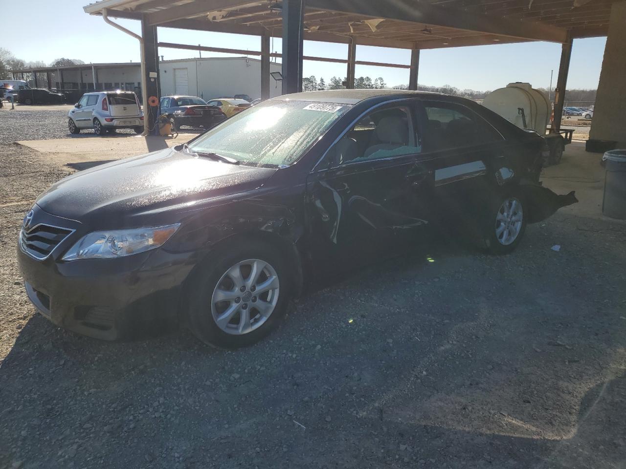 2011 TOYOTA CAMRY