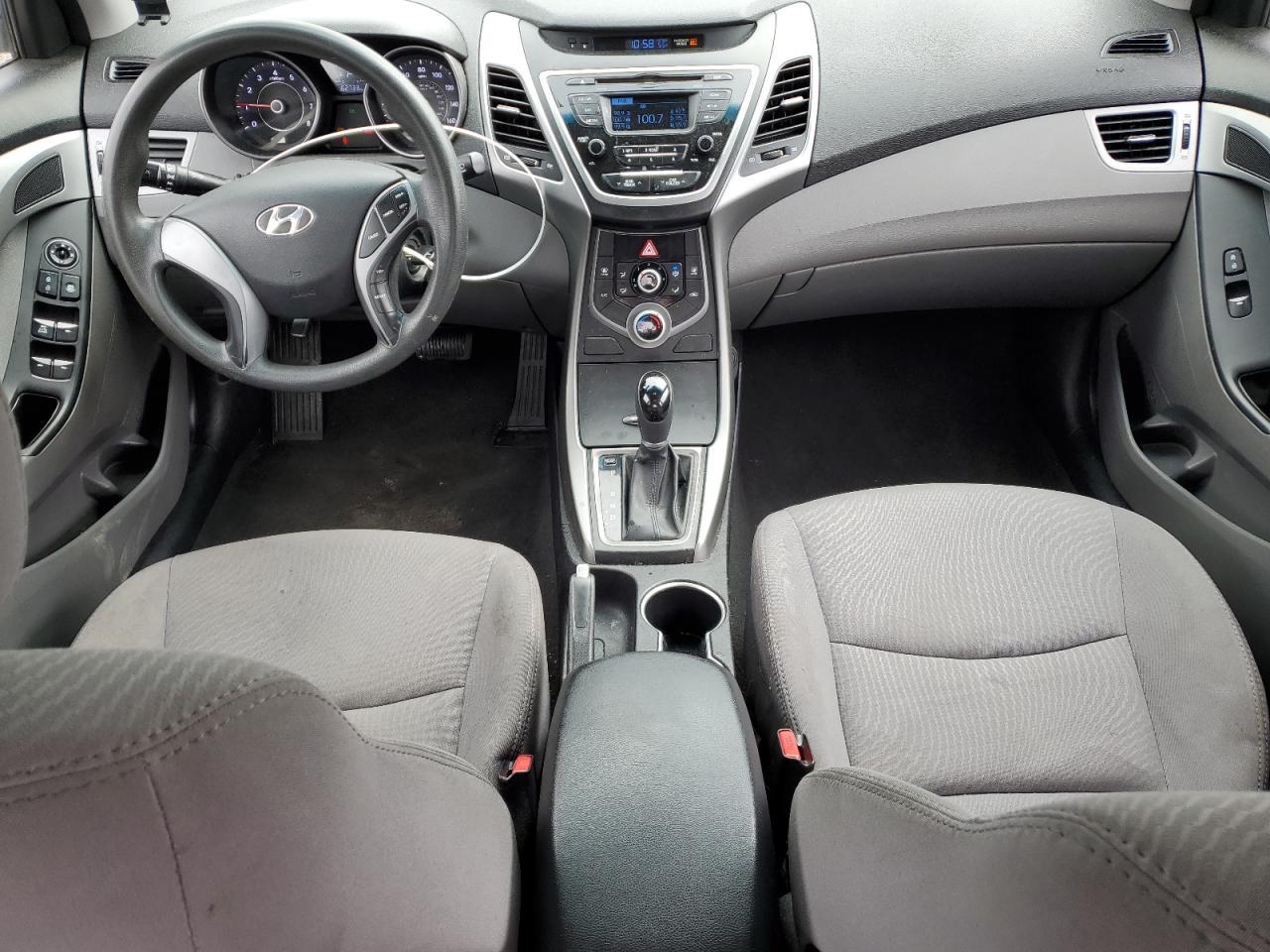 2016 HYUNDAI ELANTRA