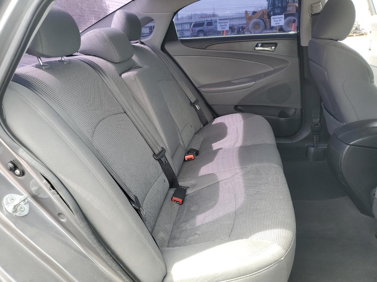 2013 HYUNDAI SONATA