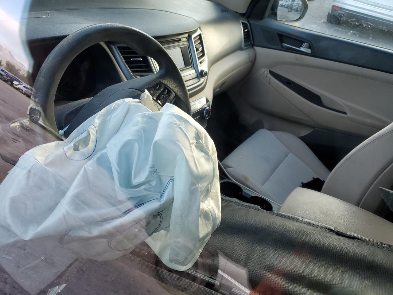 2017 HYUNDAI TUCSON