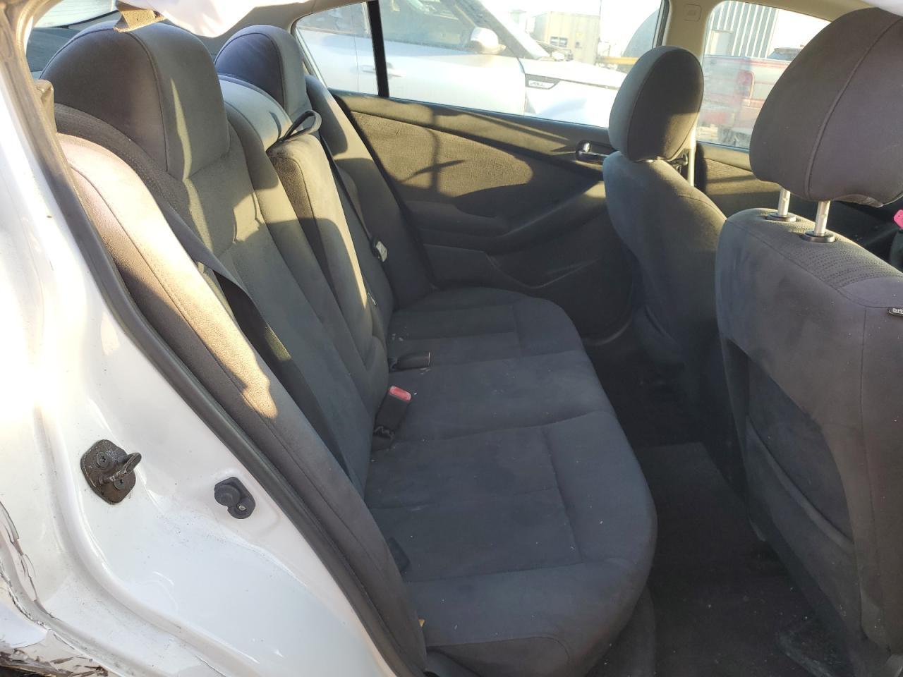 2010 NISSAN ALTIMA