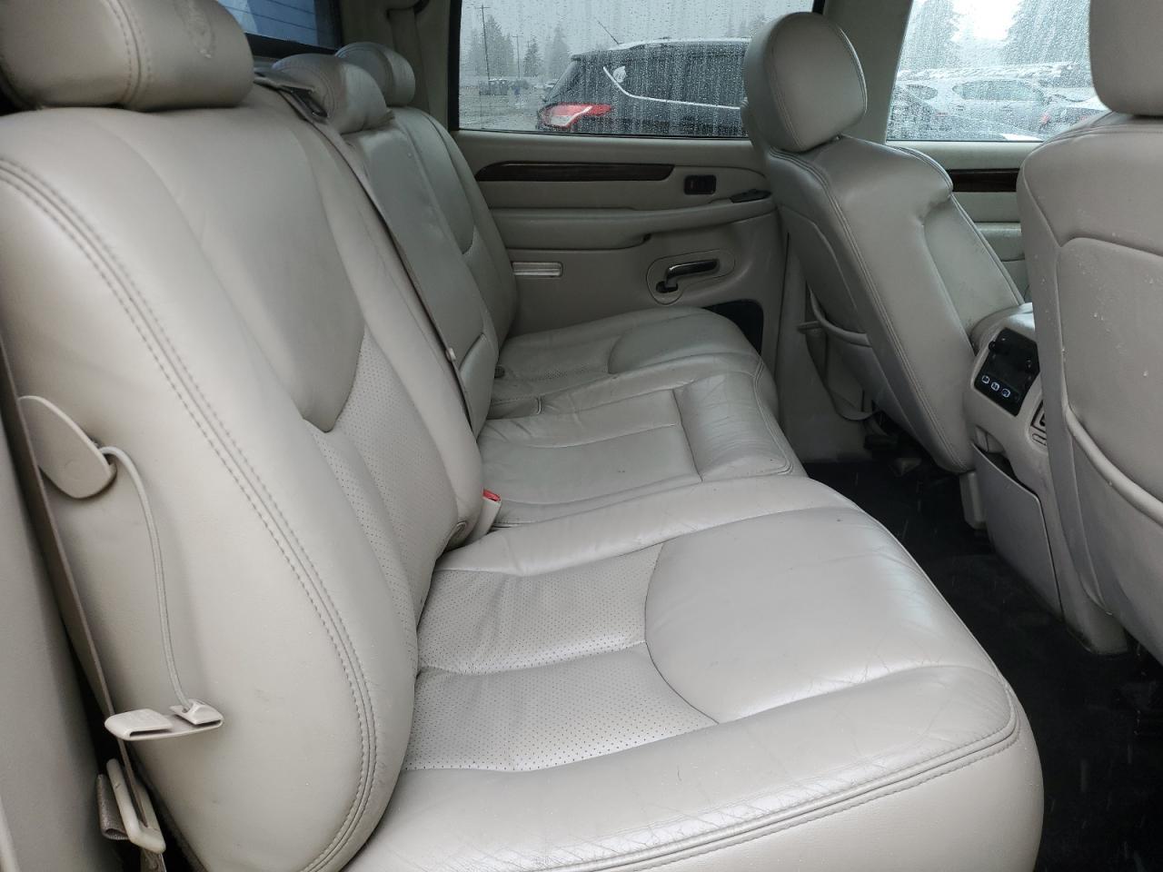 2003 CADILLAC ESCALADE
