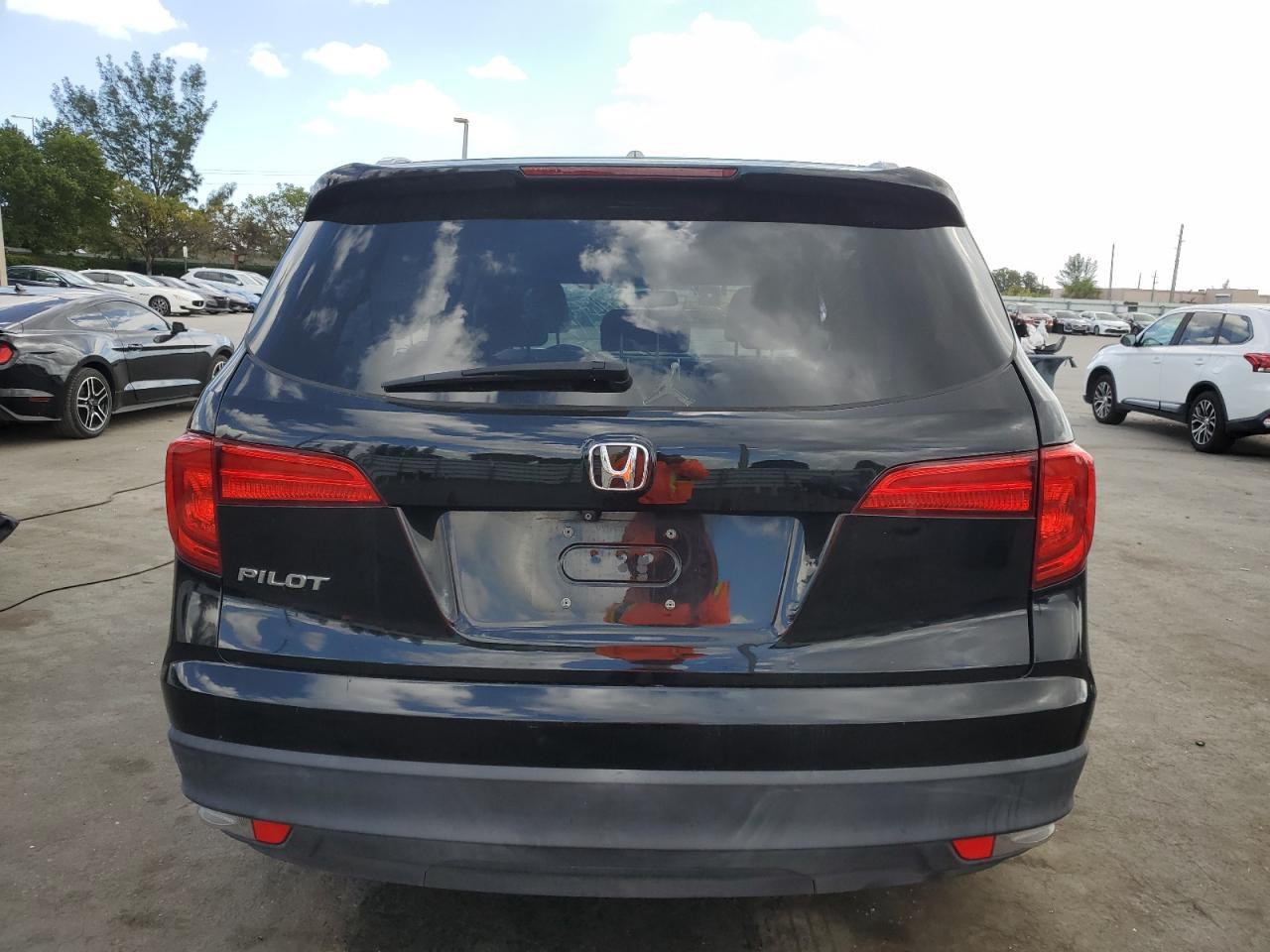 2016 HONDA PILOT
