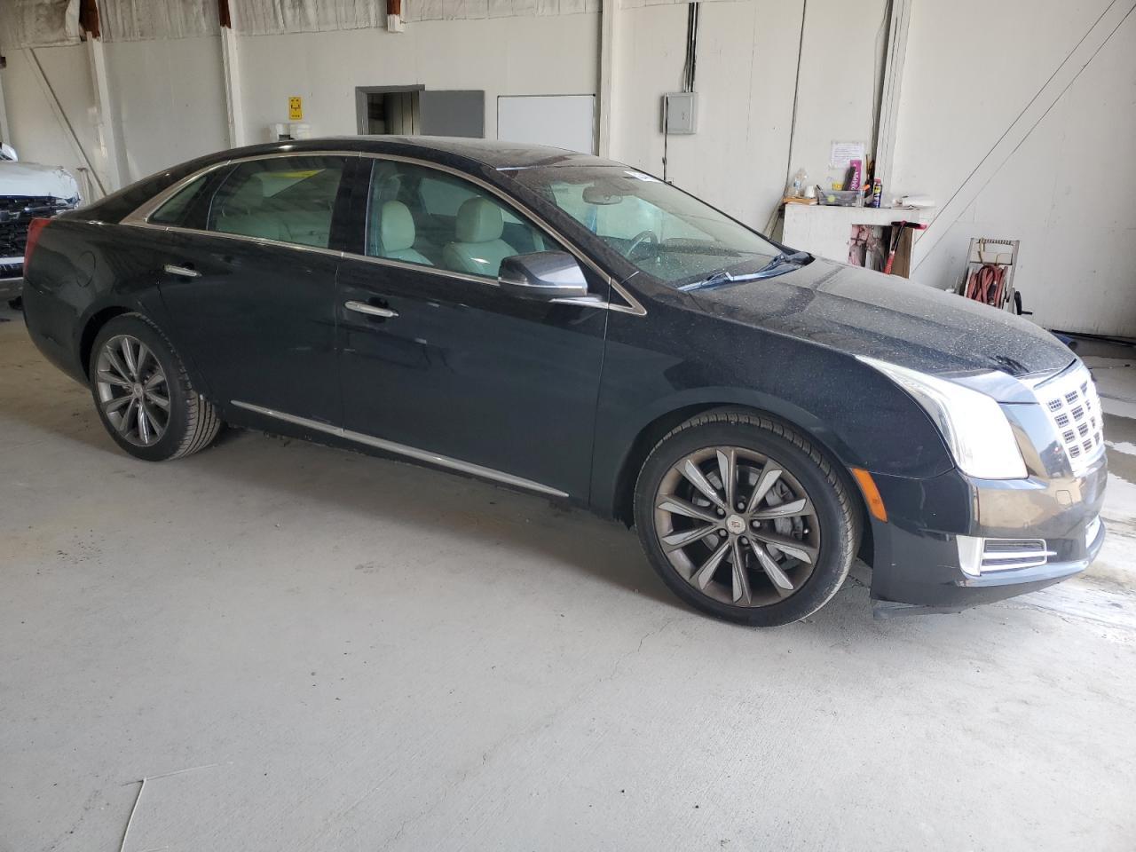 2013 CADILLAC XTS