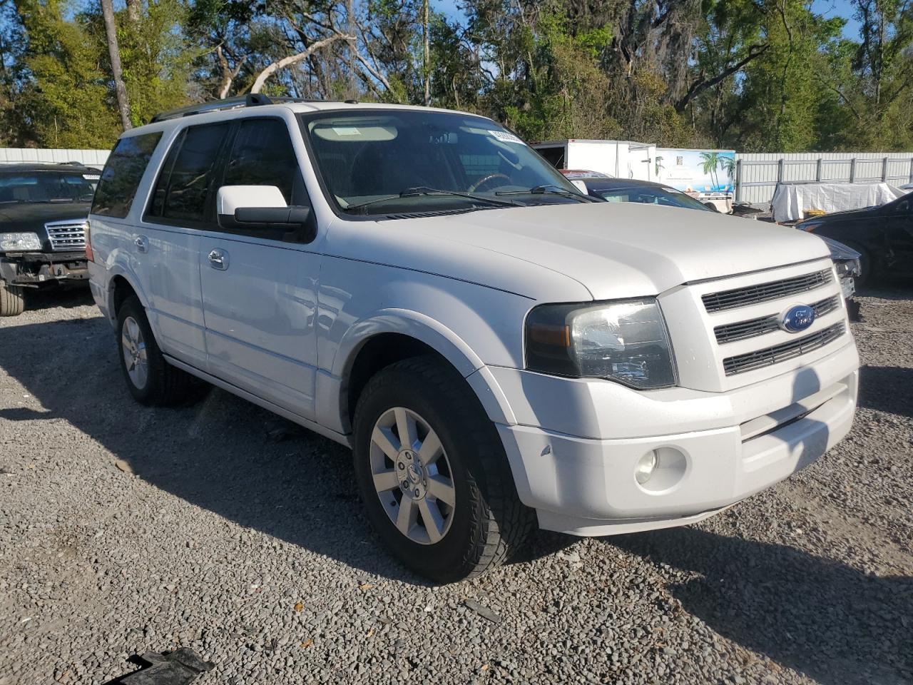 2010 FORD Expedition