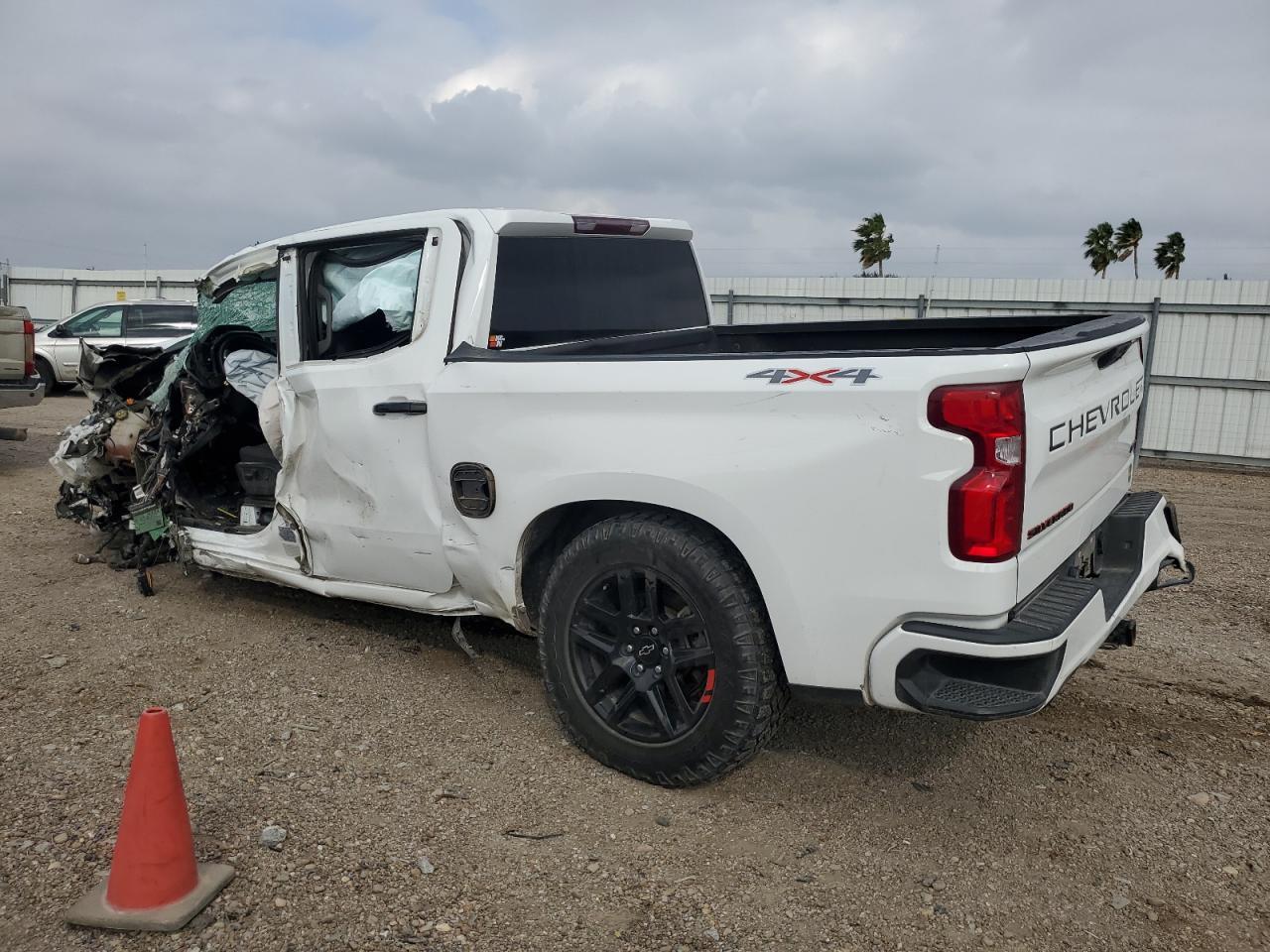 2022 CHEVROLET Silverado