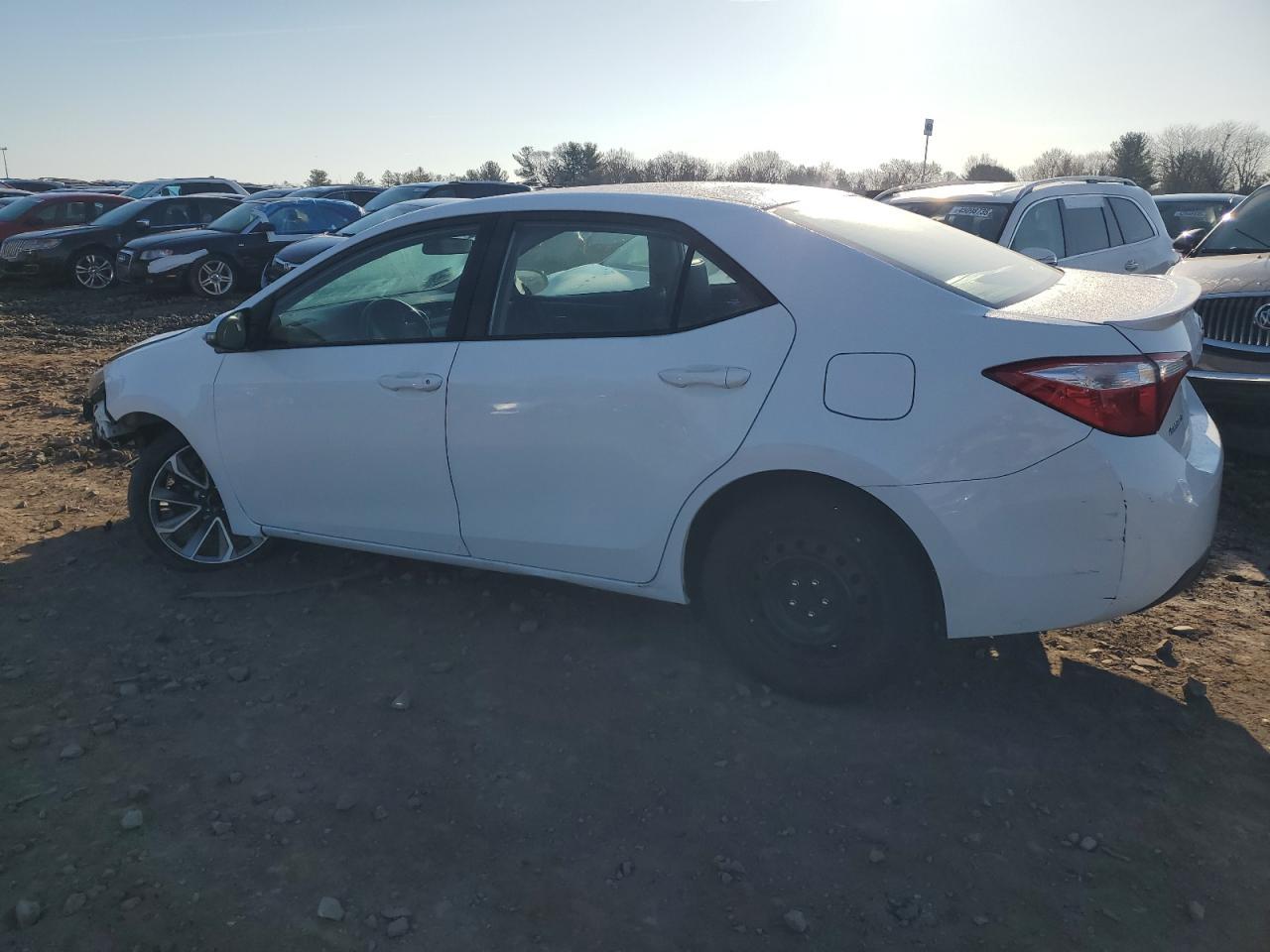 2015 TOYOTA COROLLA
