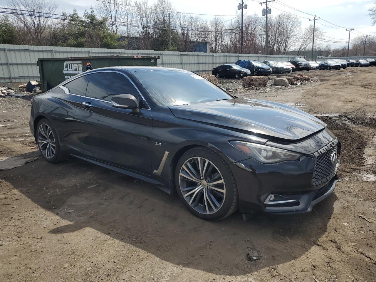 2017 INFINITI Q60