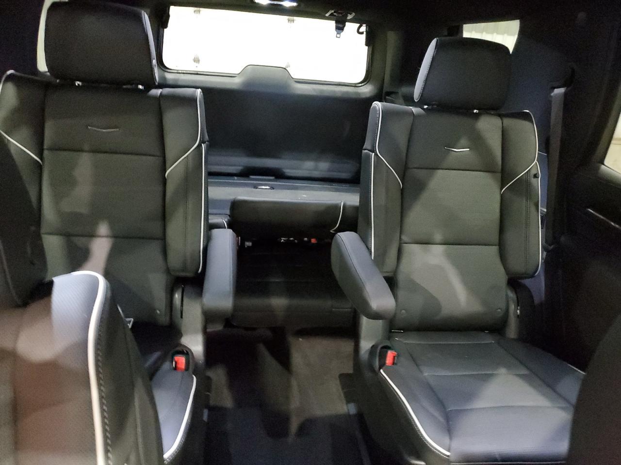 2024 CADILLAC ESCALADE