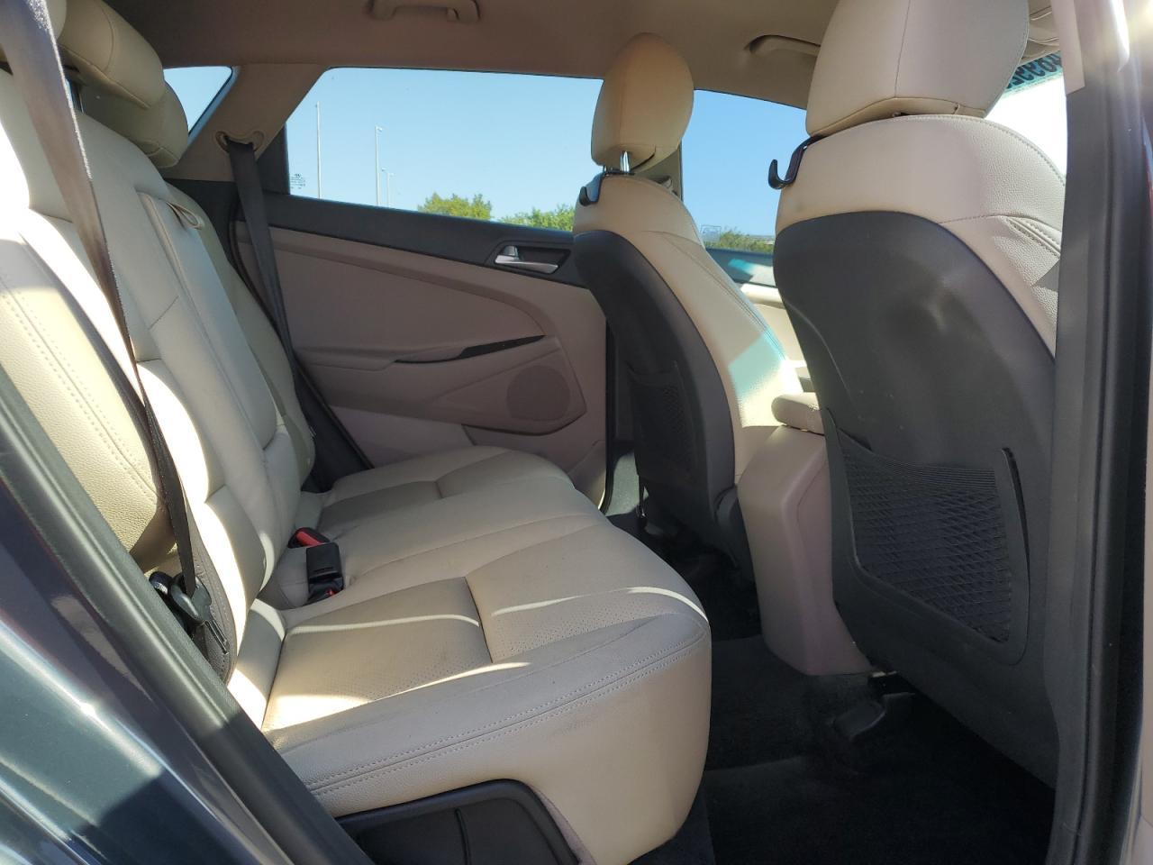 2019 HYUNDAI TUCSON