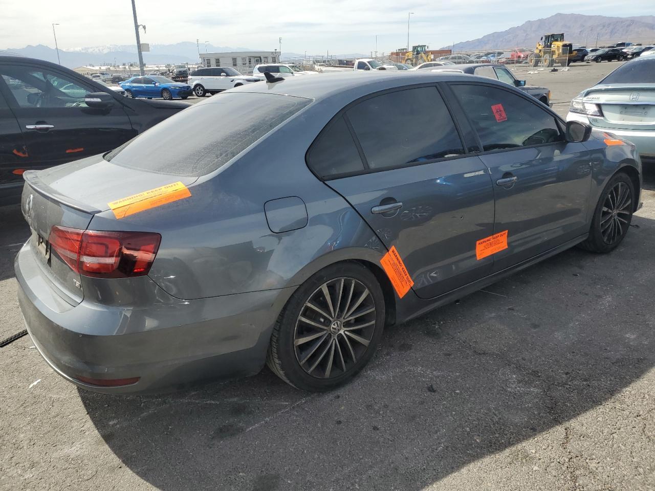 2016 VOLKSWAGEN JETTA