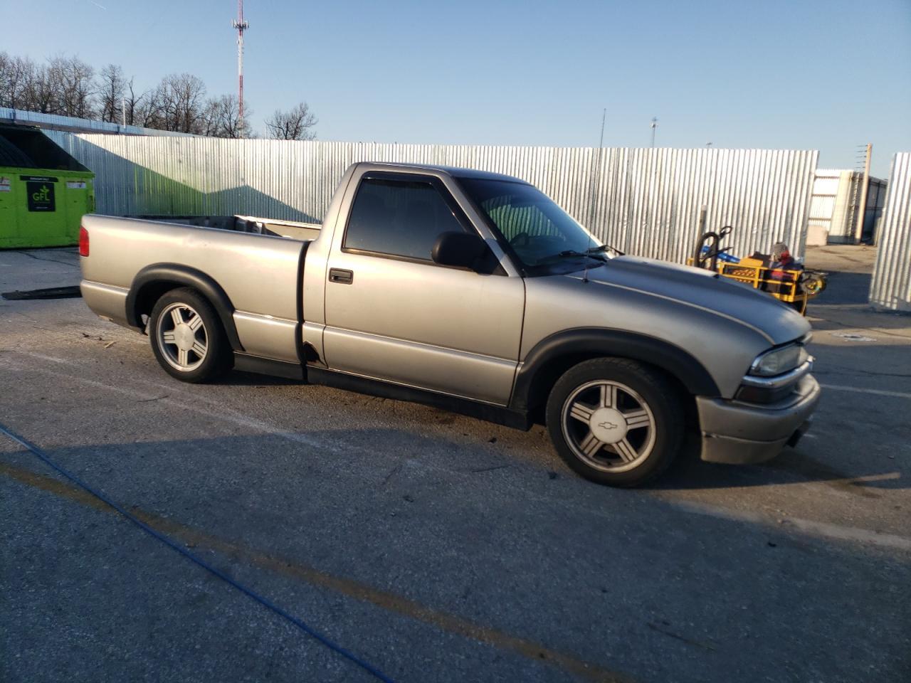 1998 CHEVROLET S10