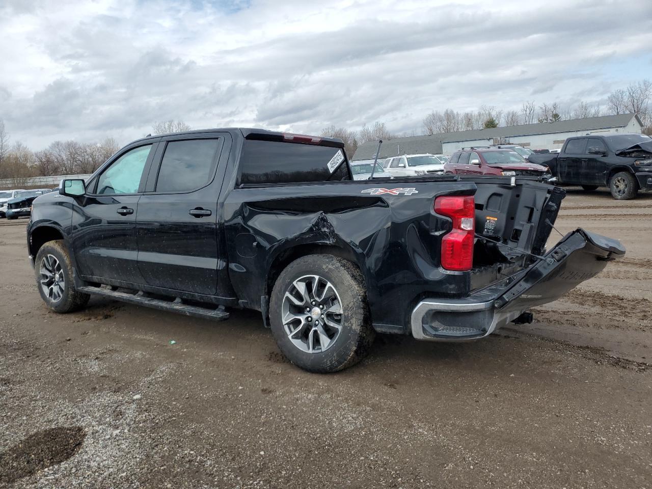 2024 CHEVROLET Silverado