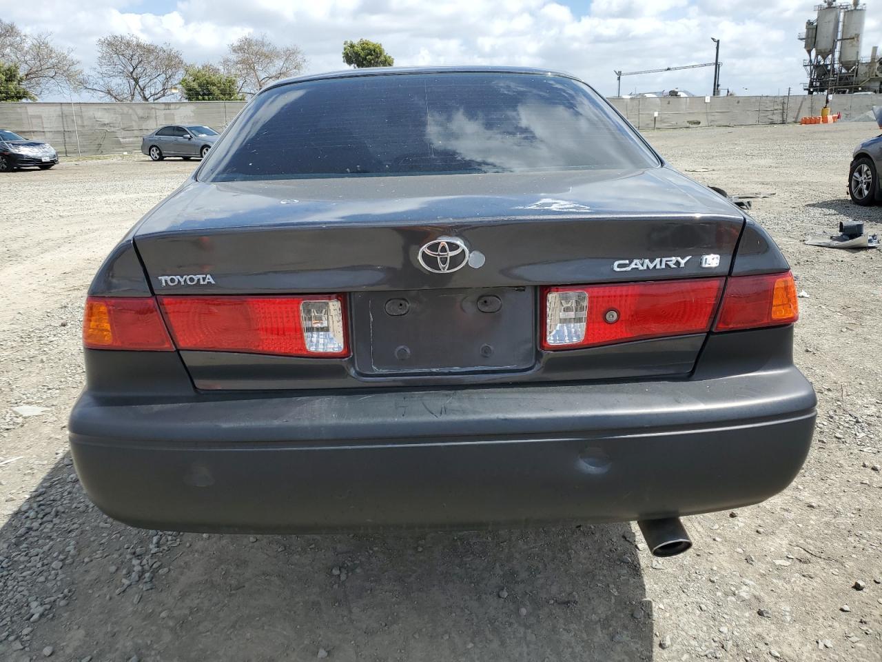 2000 TOYOTA CAMRY