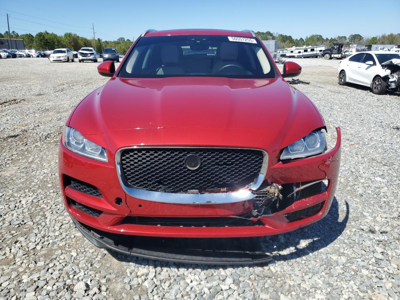 2019 JAGUAR F-Pace
