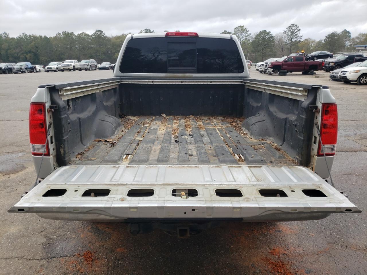2004 NISSAN Titan