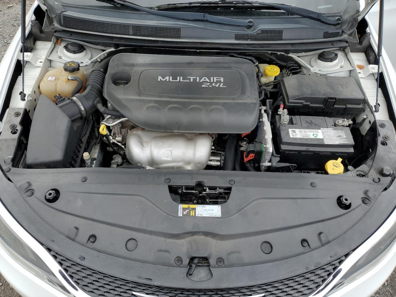2015 CHRYSLER 200