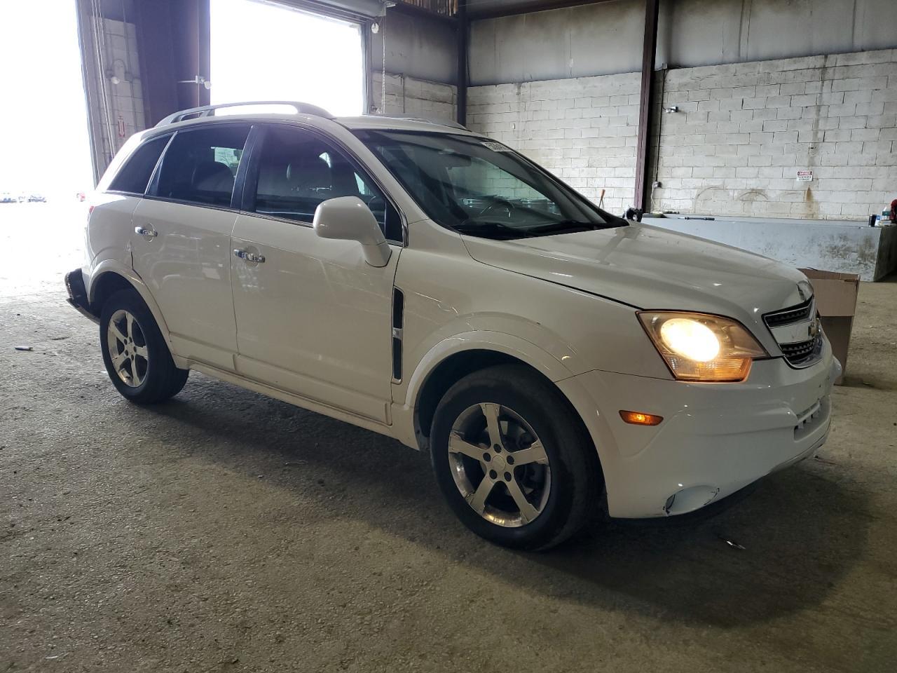2012 CHEVROLET Captiva