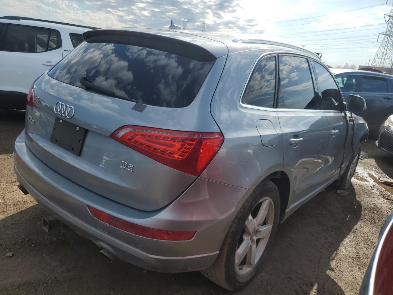 2009 AUDI Q5