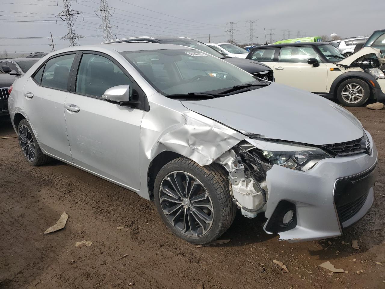 2015 TOYOTA COROLLA