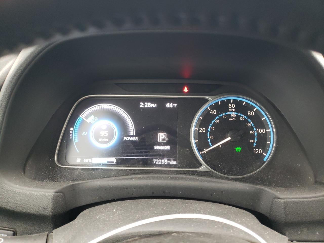 2018 NISSAN LEAF