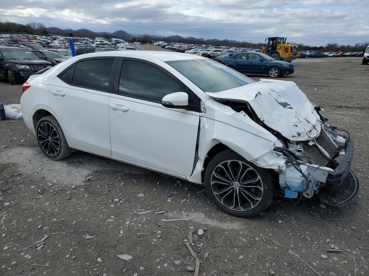 2015 TOYOTA COROLLA