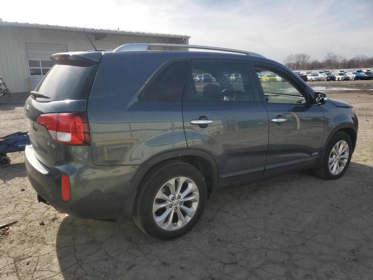 2015 KIA SORENTO