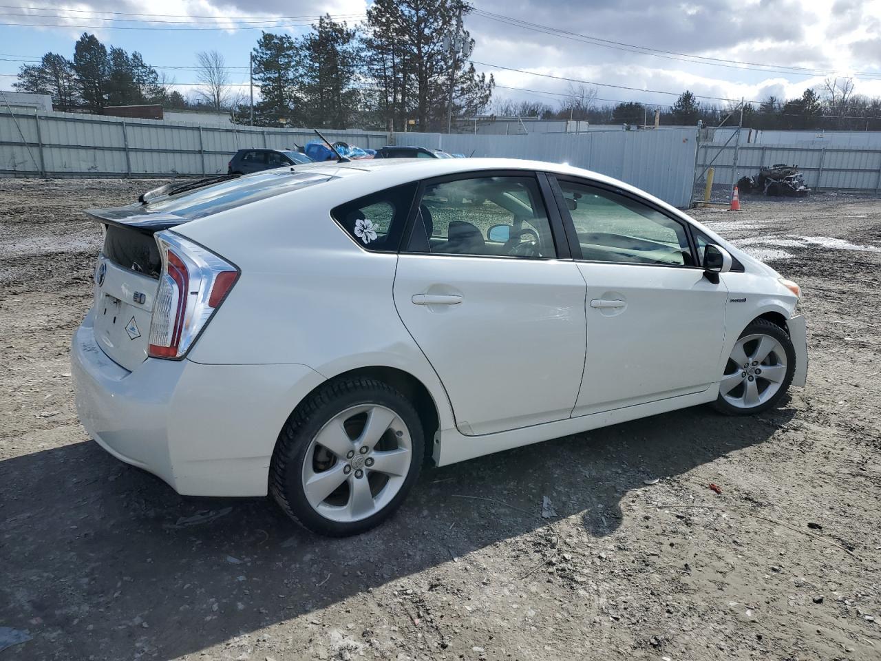 2015 TOYOTA PRIUS