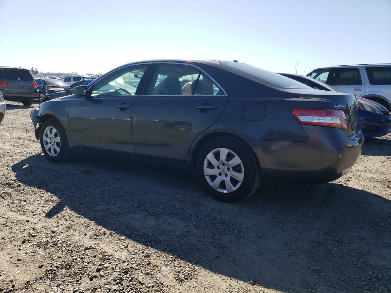2011 TOYOTA CAMRY