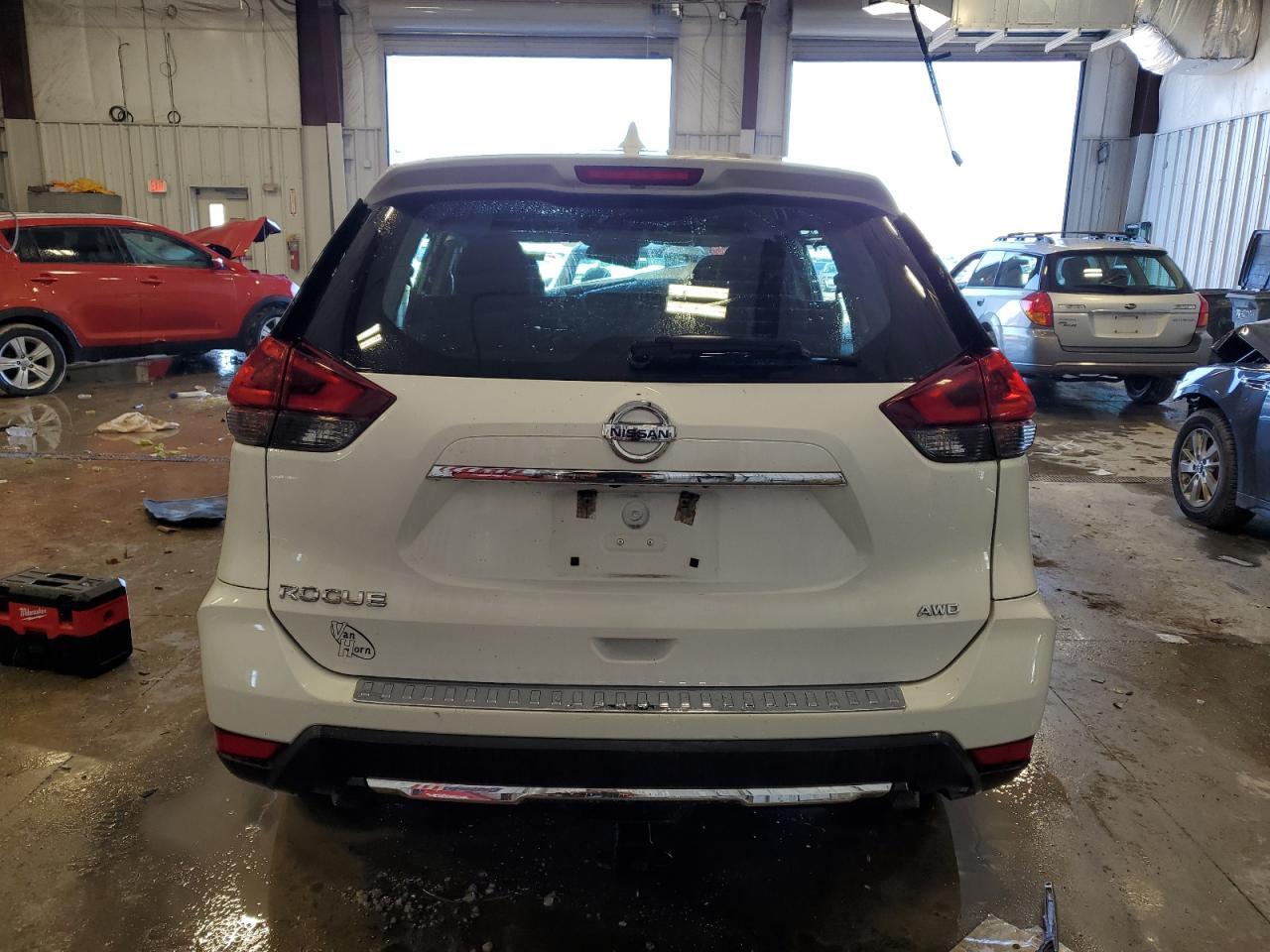2018 NISSAN ROGUE