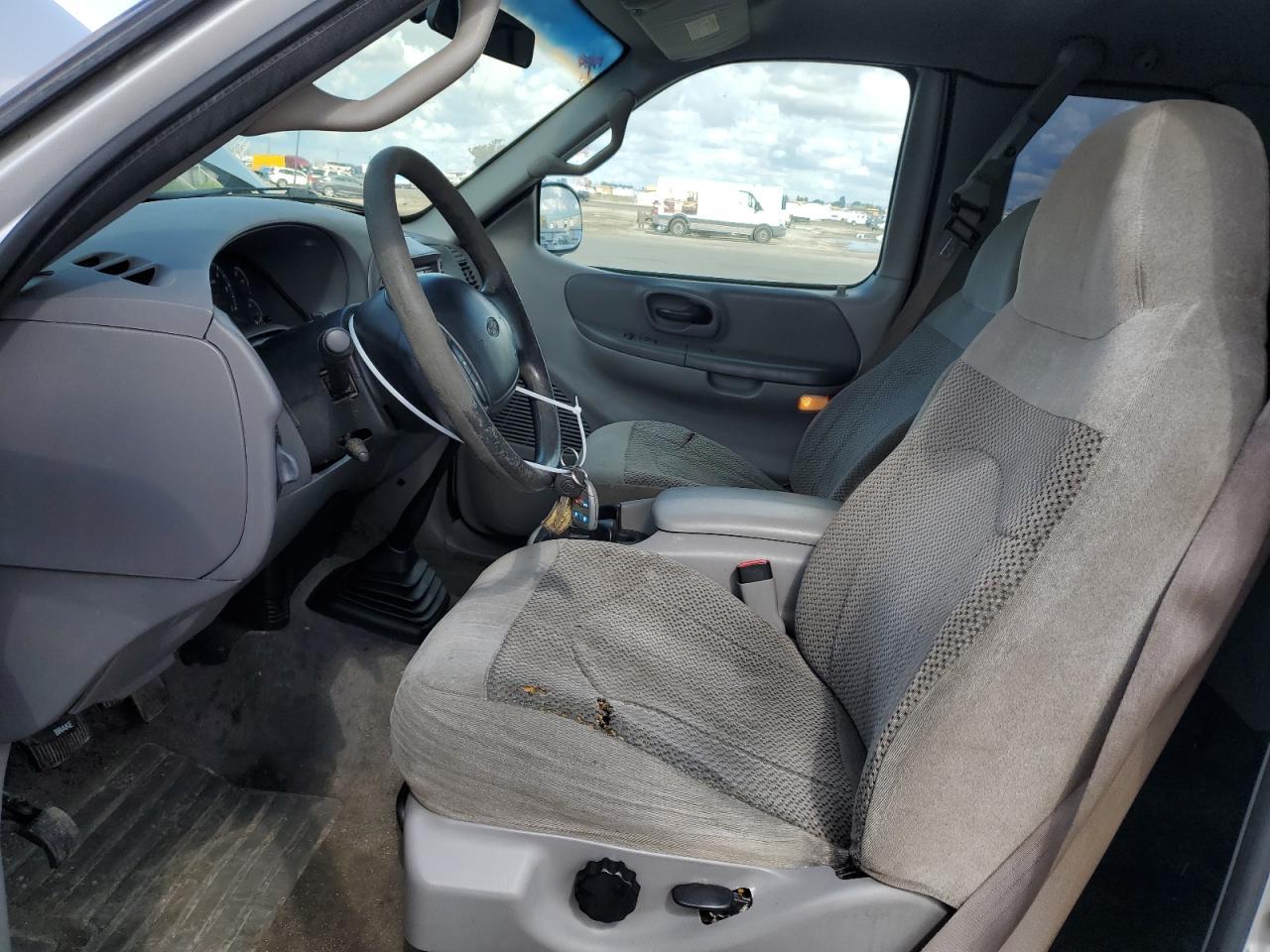 2000 FORD F-150