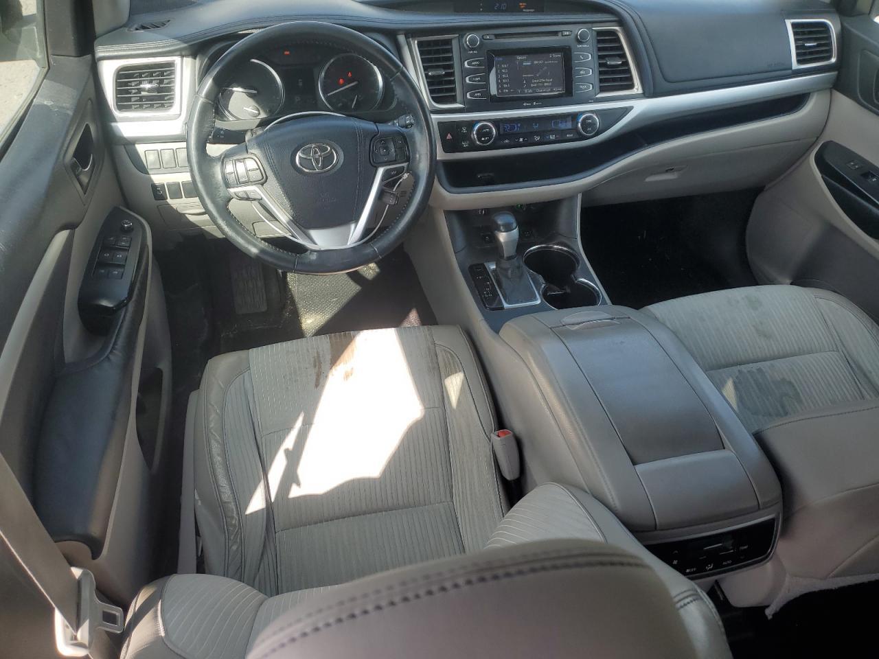 2015 TOYOTA HIGHLANDER