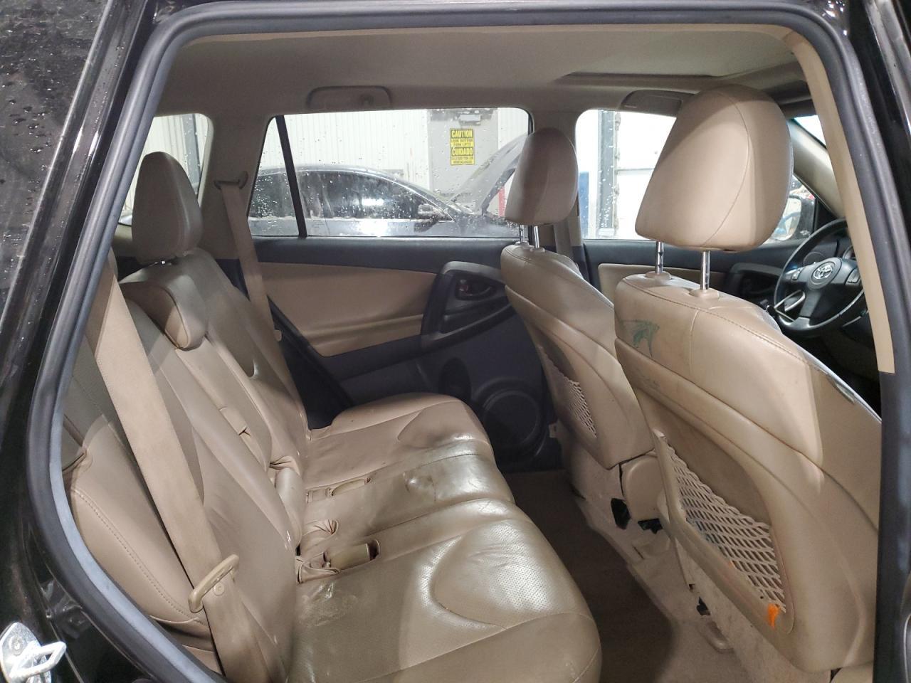 2011 TOYOTA RAV4