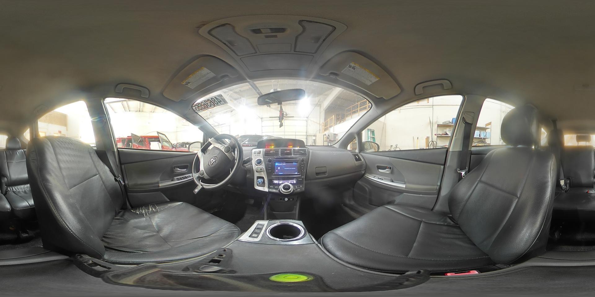 2014 TOYOTA PRIUS