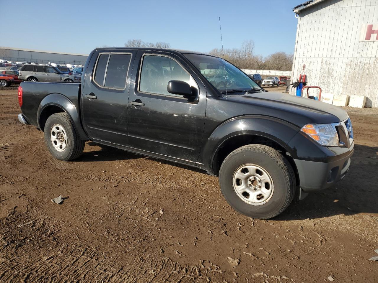 2011 NISSAN Frontier