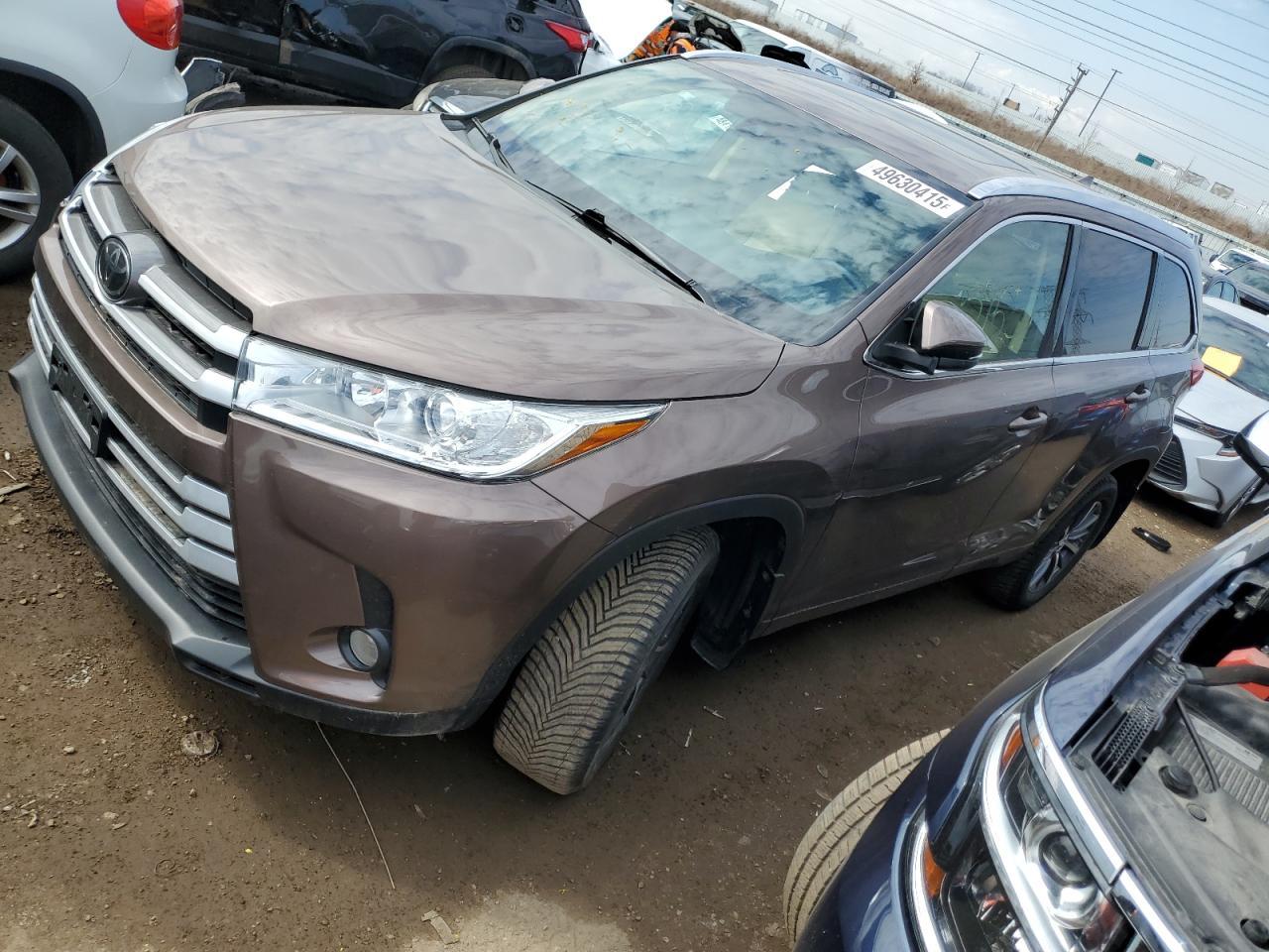 2017 TOYOTA HIGHLANDER