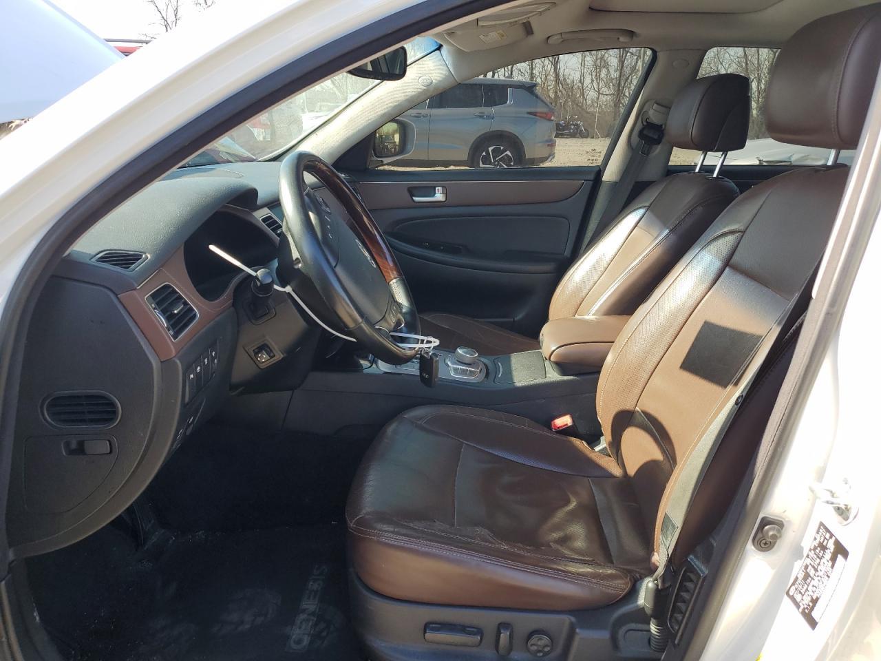 2012 HYUNDAI GENESIS