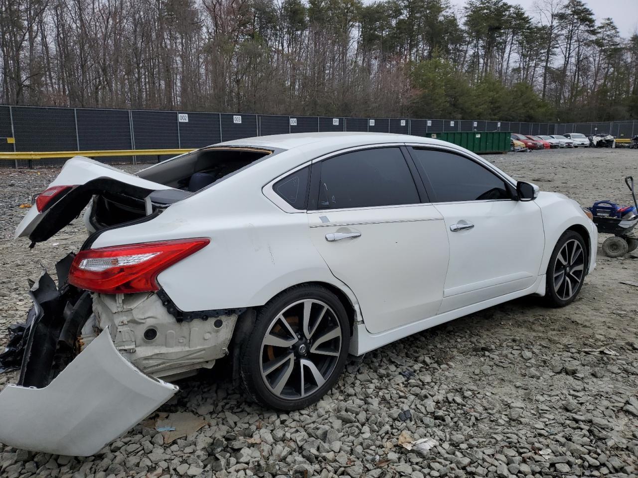 2016 NISSAN ALTIMA