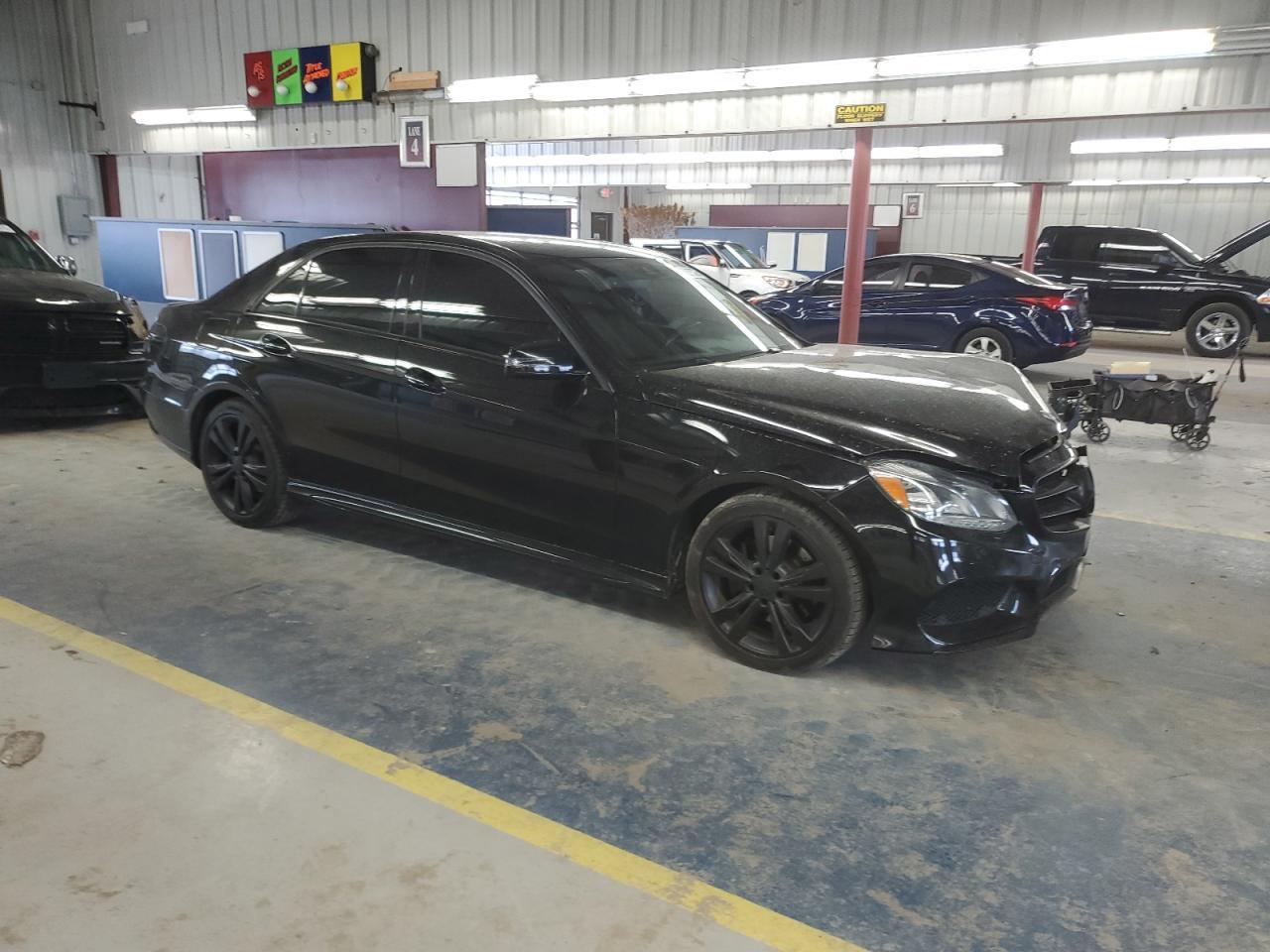 2016 MERCEDES-BENZ E-Class